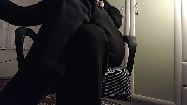 Lxom online show from 11/13/25, 11:47