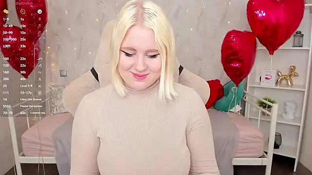 art lovee online show from 02/06/25, 04:42