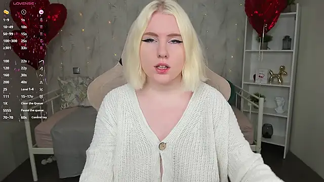 art lovee online show from 02/19/25, 01:08