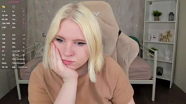 art lovee online show from 02/25/25, 08:36