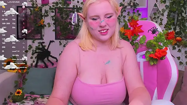 art lovee online show from 10/25/25, 02:19