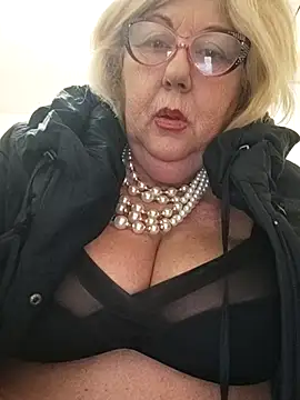 Merilulla online show from 03/11/25, 03:56