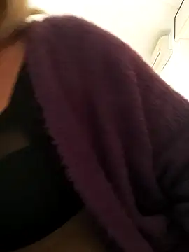 Merilulla online show from 03/17/25, 03:18