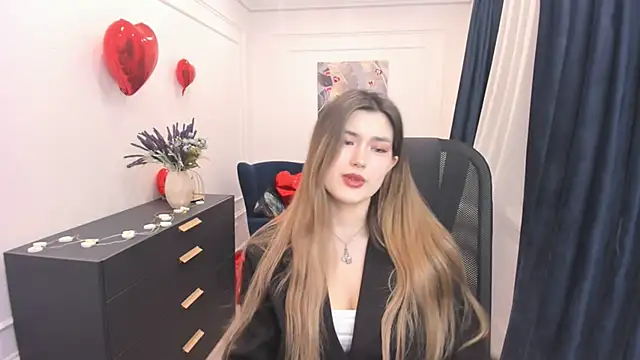 AnneTLi online show from 02/15/26, 03:58