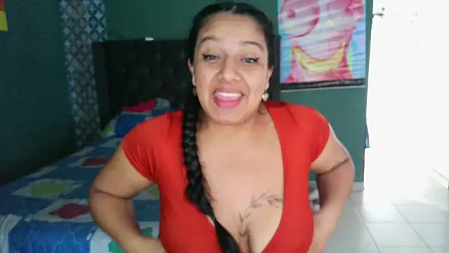 almaswan1 online show from 10/22/25, 04:18