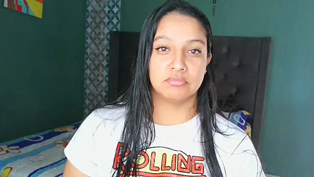 almaswan1 online show from 11/18/25, 03:49