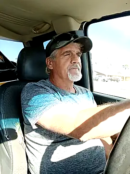 Snapshot of TTolbert chatting on 12/01/24, 07:58 TTolbert online show from 12/01/24, 07:58