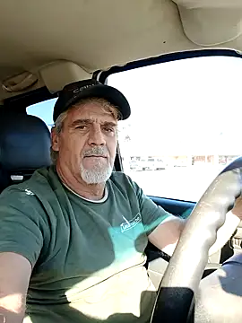 Snapshot of TTolbert chatting on 01/12/25, 05:22 TTolbert online show from 01/12/25, 05:22