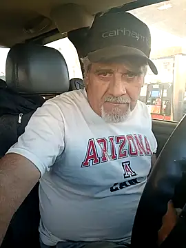 Snapshot of TTolbert chatting on 01/12/25, 11:58 TTolbert online show from 01/12/25, 11:58