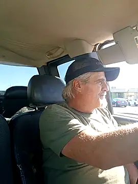 Snapshot of TTolbert chatting on 01/16/25, 07:31 TTolbert online show from 01/16/25, 07:31