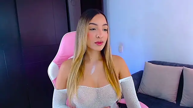 im grecia online show from 04/27/26, 01:31