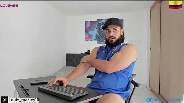 Louis marley   online show from 10/31/25, 03:35