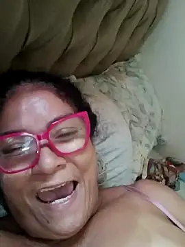 Snapshot of Delicy1 chatting on 01/19/25, 11:34 Delicy1 online show from 01/19/25, 11:34