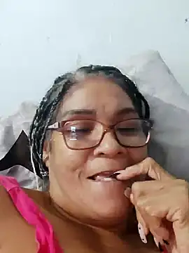 Snapshot of Delicy1 chatting on 02/11/25, 09:56 Delicy1 online show from 02/11/25, 09:56