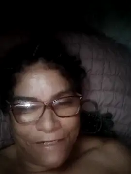 Snapshot of Delicy1 chatting on 02/24/25, 10:04 Delicy1 online show from 02/24/25, 10:04