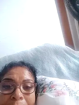 Snapshot of Delicy1 chatting on 02/25/26, 07:12 Delicy1 online show from 02/25/26, 07:12