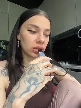 Queen of pain online show from 05/31/26, 08:10