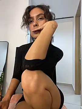 Snapshot of AnaRoxane_ chatting on 12/18/24, 11:51 AnaRoxane online show from 12/18/24, 11:51