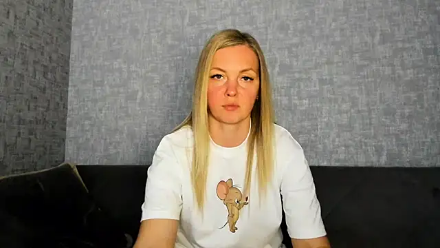 iam Venus online show from 05/18/26, 03:18