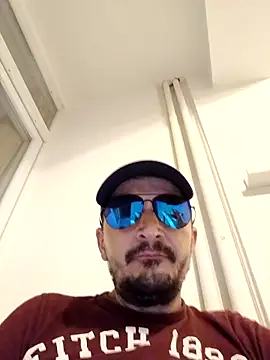 Adriandan1982 online show from 09/22/25, 09:50