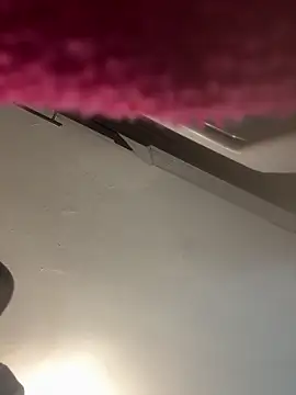 Snapshot of CuteBlonde0 chatting on 11/04/25, 01:32 CuteBlonde0 online show from 11/04/25, 01:32