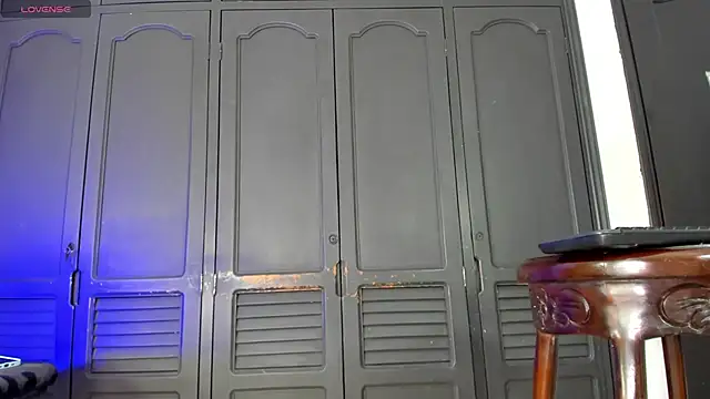 BunnyHotsx online show from 12/27/24, 05:31