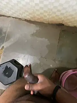 Snapshot of Honeydick7 chatting on 12/11/24, 03:56 Honeydick7 online show from 12/11/24, 03:56