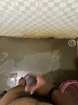 Snapshot of Honeydick7 chatting on 01/09/25, 04:19 Honeydick7 online show from 01/09/25, 04:19