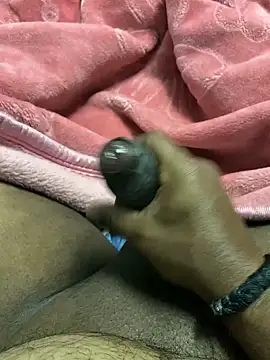 Snapshot of Honeydick7 chatting on 02/02/25, 05:26 Honeydick7 online show from 02/02/25, 05:26