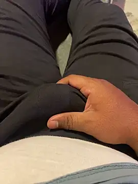 Snapshot of Honeydick7 chatting on 03/15/25, 08:26 Honeydick7 online show from 03/15/25, 08:26