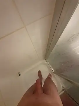 Snapshot of jk1981jk chatting on 02/15/26, 08:35 jk1981jk online show from 02/15/26, 08:35