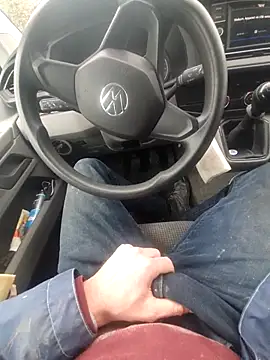 Snapshot of jk1981jk chatting on 02/20/26, 01:11 jk1981jk online show from 02/20/26, 01:11