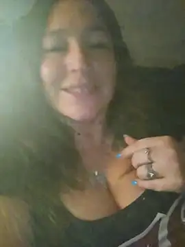 Snapshot of angelbaby1998 chatting on 12/01/24, 11:04 angelbaby1998 online show from 12/01/24, 11:04