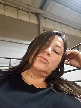 Snapshot of angelbaby1998 chatting on 12/05/24, 02:31 angelbaby1998 online show from 12/05/24, 02:31