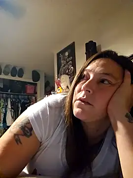 Snapshot of angelbaby1998 chatting on 01/20/25, 07:25 angelbaby1998 online show from 01/20/25, 07:25