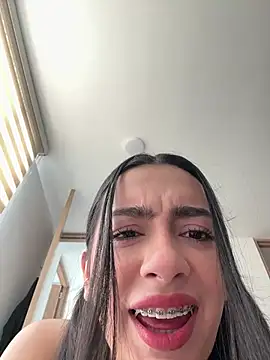 Snapshot of Nicollemays chatting on 03/21/26, 03:26 Nicollemays online show from 03/21/26, 03:26