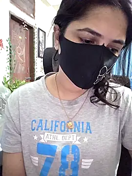 Suvosri online show from 11/18/25, 06:07