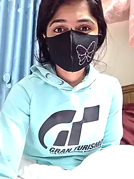 Snapshot of Suvosri chatting on 01/06/26, 08:29 Suvosri online show from 01/06/26, 08:29