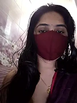 Snapshot of Suvosri chatting on 01/14/26, 07:58 Suvosri online show from 01/14/26, 07:58