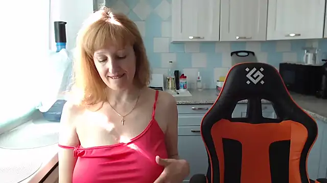 DonnaMagdalena online show from 06/19/26, 07:56