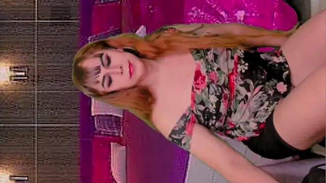 Snapshot of Candyluv chatting on 03/09/25, 12:10 Candyluv online show from 03/09/25, 12:10