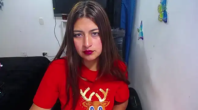 Snapshot of Yunhot_ chatting on 12/19/24, 08:13 Yunhot online show from 12/19/24, 08:13