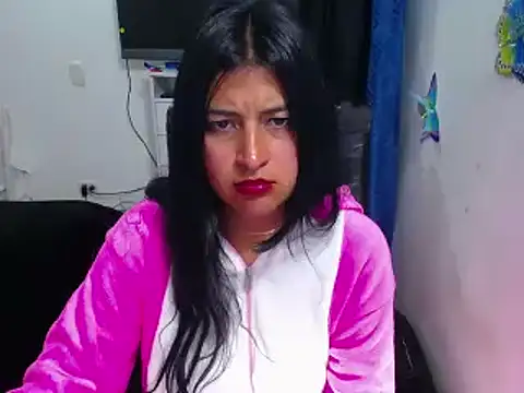 Snapshot of Yunhot_ chatting on 01/26/25, 10:45 Yunhot online show from 01/26/25, 10:45