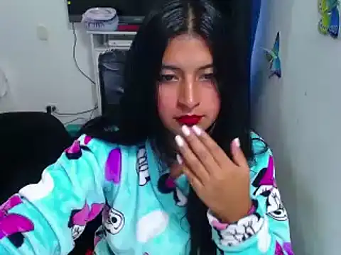 Snapshot of Yunhot_ chatting on 02/15/25, 08:33 Yunhot online show from 02/15/25, 08:33