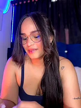 Snapshot of Merloth chatting on 10/02/25, 12:45 Merloth online show from 10/02/25, 12:45