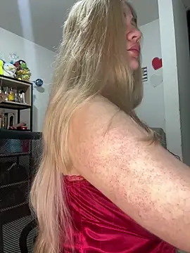 Celestedubois online show from 06/13/26, 03:26
