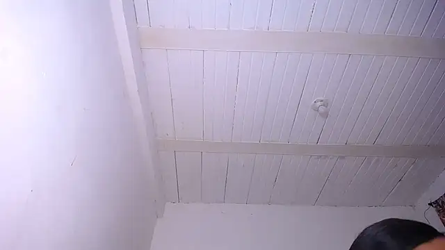 yselahot online show from 10/27/25, 03:27