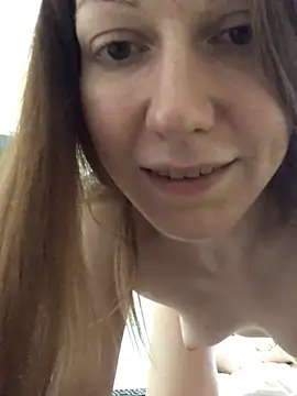 Snapshot of _Sweet_Love_ chatting on 06/22/26, 01:19 Sweet Love online show from 06/22/26, 01:19