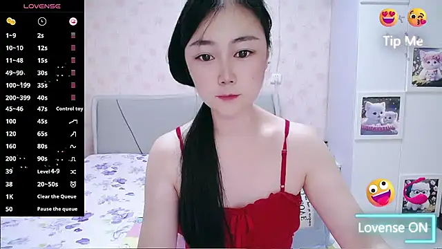 Snapshot of Elvira_baby chatting on 06/06/26, 02:49 Elvira baby online show from 06/06/26, 02:49