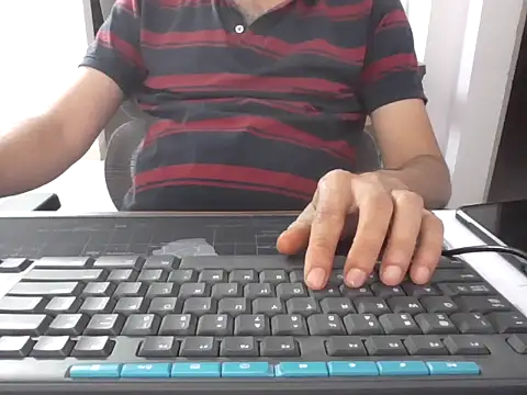 Snapshot of mrose8080 chatting on 02/06/26, 06:55 mrose8080 online show from 02/06/26, 06:55